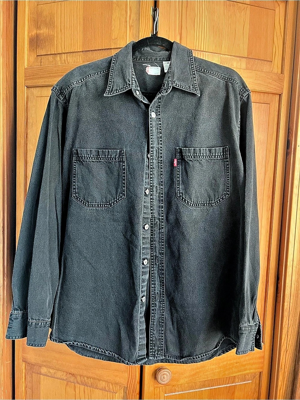 Levi's Men's Black Button Down Shirt Like New